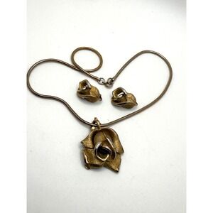 Vintage Capri Necklace Earring Set Rose Gold Tone Floral 18"‎